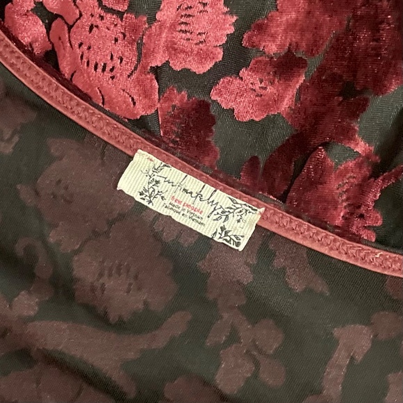 FREE PEOPLE Intimately Magic Hour Velvet Bodysuit Red Midnight Floral Large - Picture 13 of 16